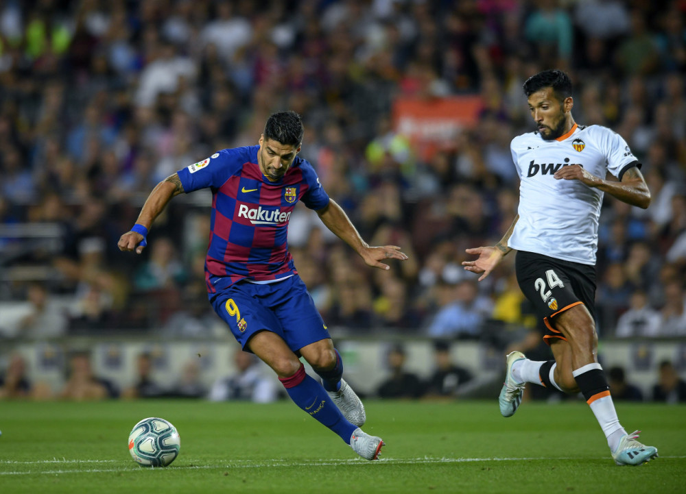 罗京播报12页稿子内容 罗京播报12页稿子内容