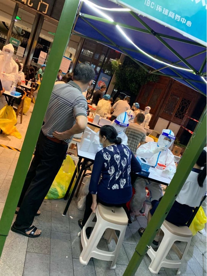 包含今晚社区盾传出新动向,达拉斯独行侠强势反弹,管理层表态:气氛紧张,医务组通报恢复的词条 包含今晚社区盾传出新动向,达拉斯独行侠强势反弹,管理层表态:气氛紧张,医务组通报恢复的词条