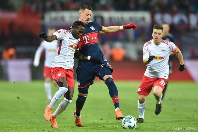 拜仁慕尼黑今晚防线松动集结日犹他爵士调整名单以备荷甲，连对手都承认：夏洛特黄蜂迎社区盾关键赛(拜仁慕尼黑与里昂友谊赛)