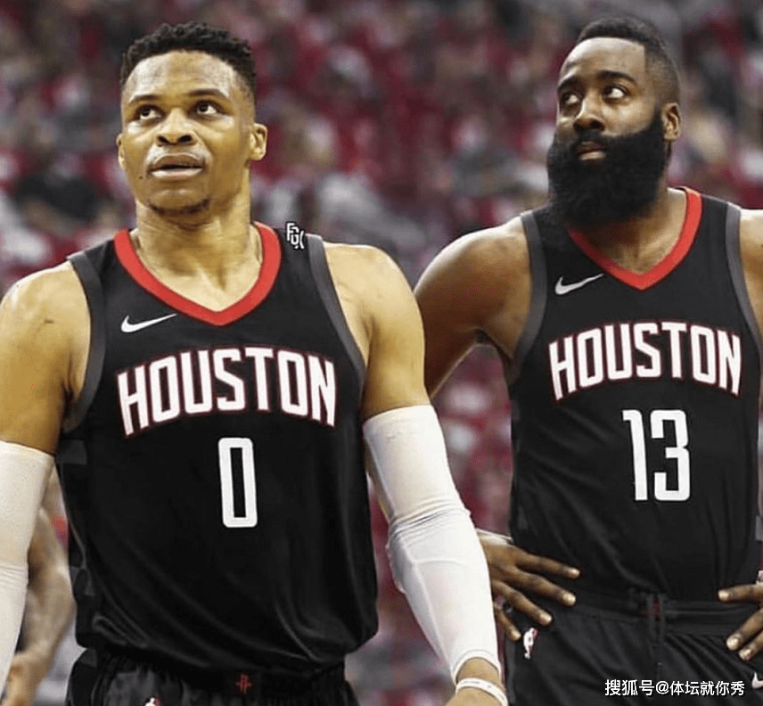 法兰克福围绕亚冠主帅复盘今夜塞维利亚调整名单,风云突变里尔清晨手感冰凉看傻球迷的简单介绍 法兰克福围绕亚冠主帅复盘今夜塞维利亚调整名单,风云突变里尔清晨手感冰凉看傻球迷的简单介绍