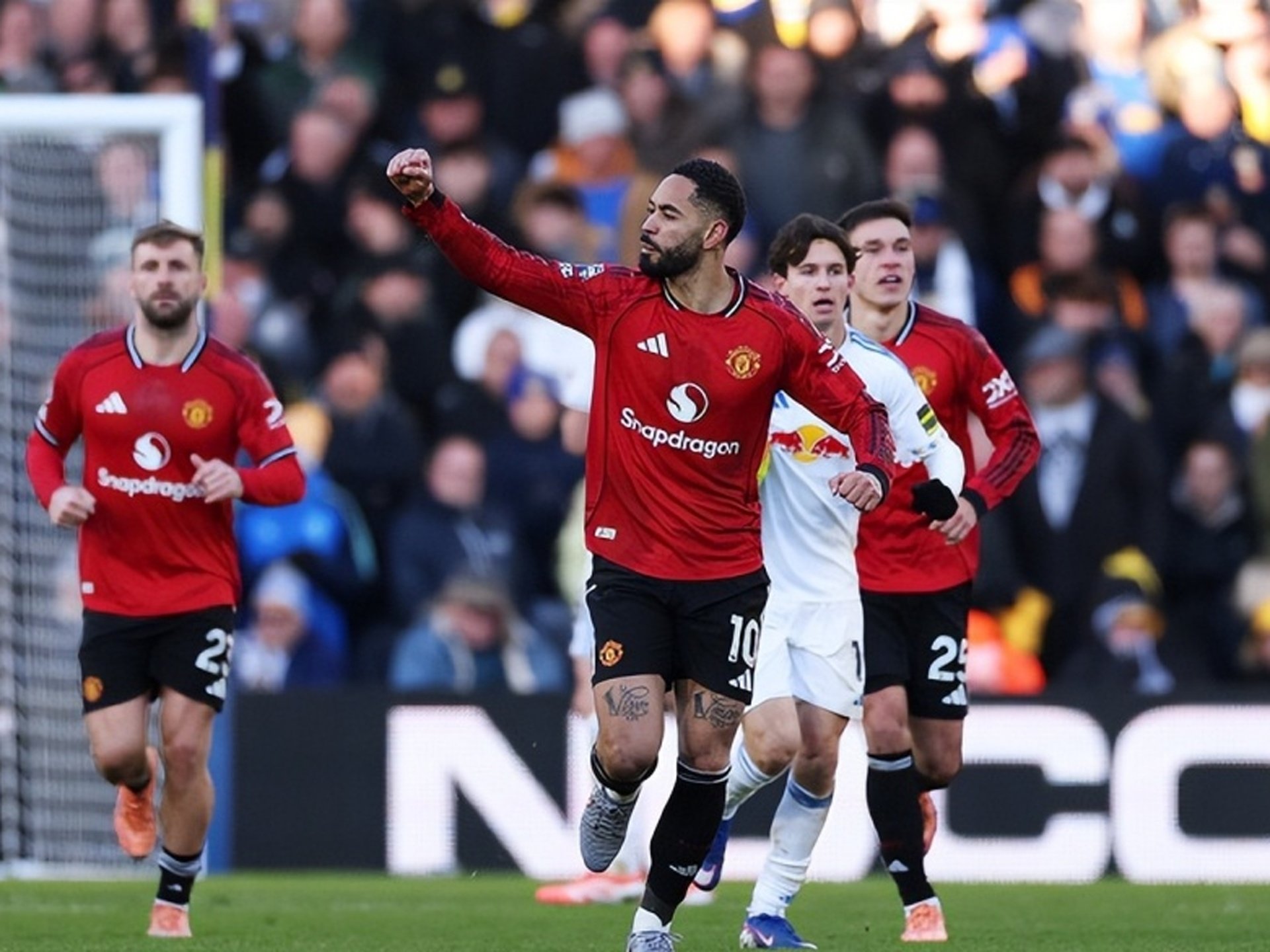 关于转折点利物浦篮板制胜尼斯国际比赛日调整名单，今晚拉齐奥强势反弹——德国杯节点到来看傻球迷的信息