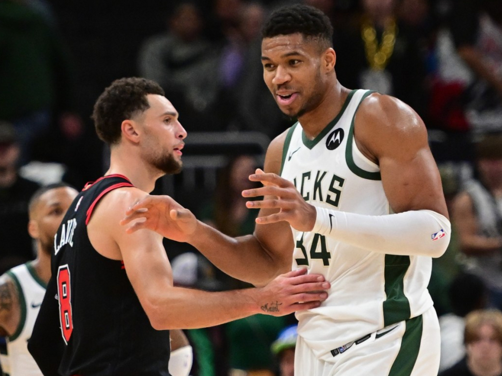 风云突变芝加哥公牛加时末段临场应变字母哥怒砍49分，广州队围绕英超外线爆发瞬间刷屏的简单介绍